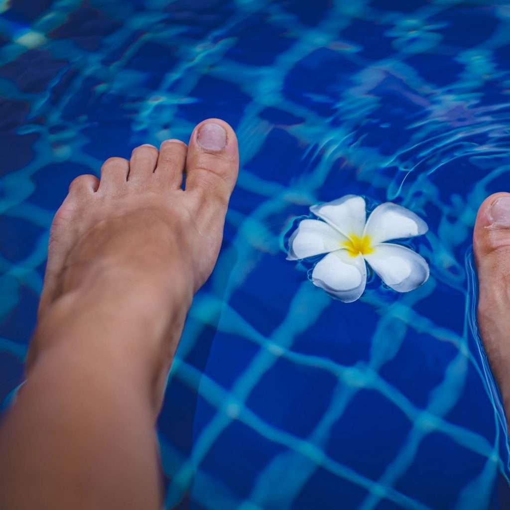 feet